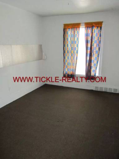 Main picture of 17 Jacques St