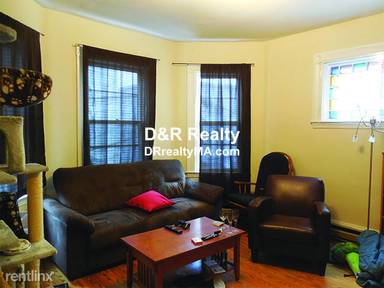 Main picture of 40 Calvin St