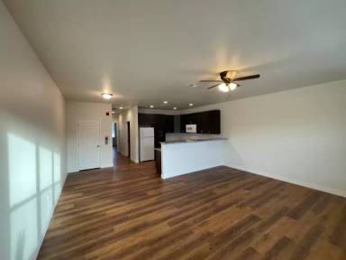 Main picture of 110 N Jefferson St
