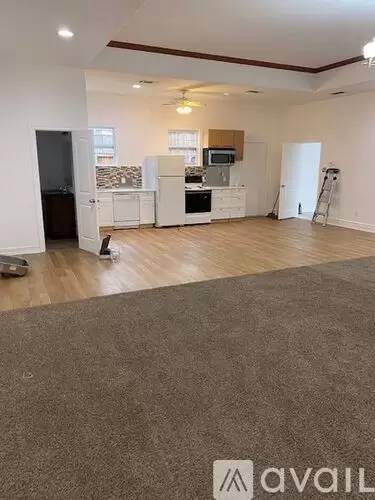 Main picture of 6827 Sawmill Rd