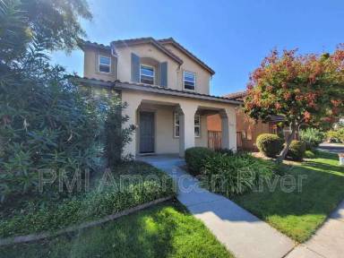 Main picture of 5421 Noyack Way