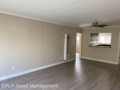 Main picture of 25218 Loytan St