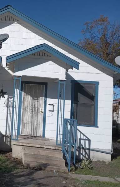 Main picture of 729 Waverly Ave