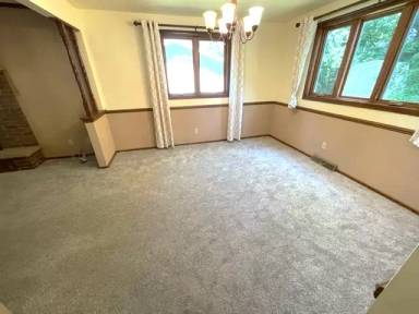 Main picture of 1610 Knoll Crest Dr