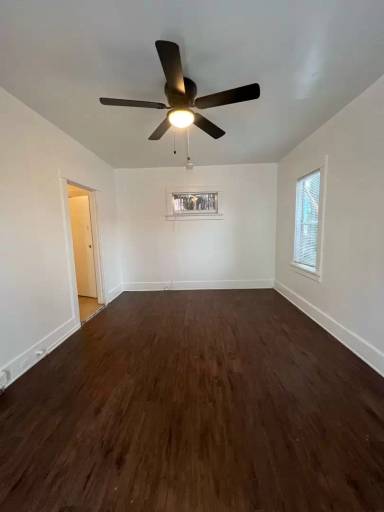 Main picture of 1813 E Vernon Ave