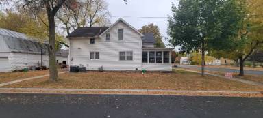 Main picture of 501 W Main St