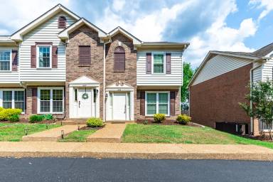 Main picture of 1628 Brentwood Pointe