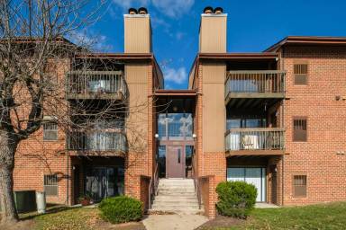 Main picture of 114 Mountain Rd