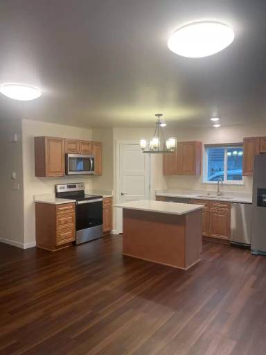 Main picture of 3475 Sandvik St
