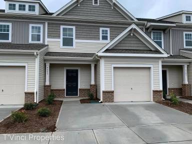 Main picture of 4405 Reedy Fork Pkwy