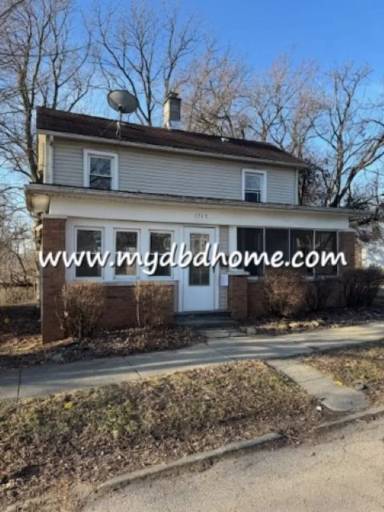 Main picture of 1715 Richardson St