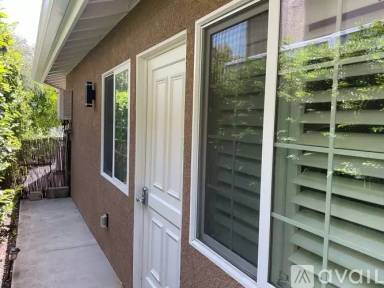 Main picture of 64 Tavella Pl