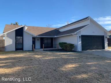 Main picture of 612 Waterview Rd