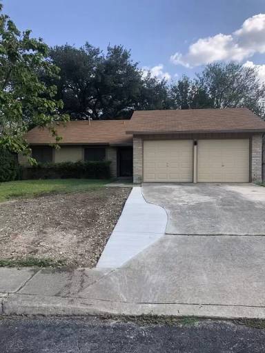 Main picture of 5922 Brambletree St