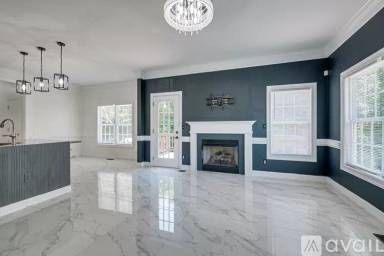 Main picture of 3007 Oakdale Rd