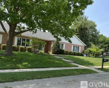 Main picture of 329 Golf Rd