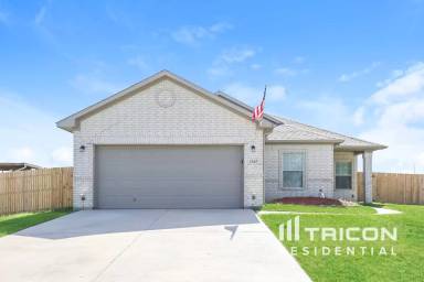 Main picture of 9325 Cynthia Ct