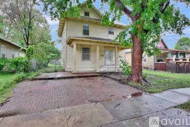 Main picture of 1507 S Waco Ave