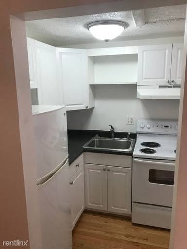 Main picture of 1420 Chapin St NW