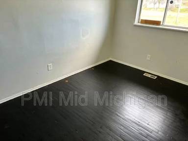 Main picture of 6203 Hilton Ln