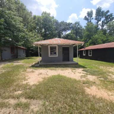 Main picture of 1035 5th Pl S