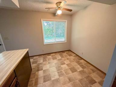 Main picture of 4205 Toronto St