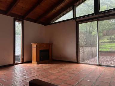 Main picture of 17147 Park Ave