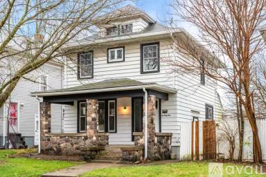 Main picture of 639 Saint Nicholas Ave