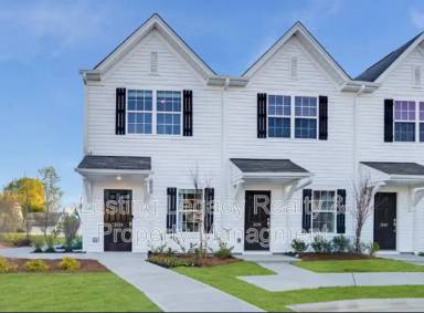 Main picture of 3134 Fall Hills Dr