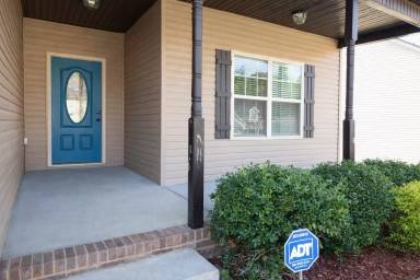 Main picture of 1208 Meachem Dr