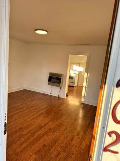 Main picture of 202 W 8th St