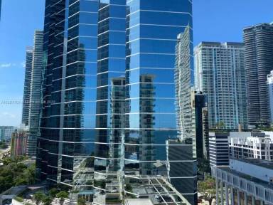 Main picture of Solaris At Brickell Bay Condo