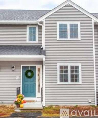 Main picture of 34 Lowell Rd
