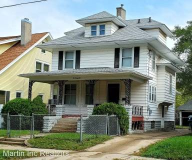 Main picture of 1026 Logan Ave