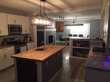 Main picture of 135 Devon Dr
