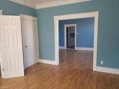 Main picture of 4463 Morganford Rd