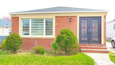 Main picture of 7011 167th St