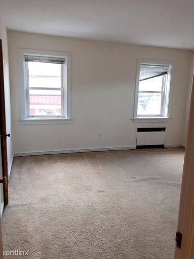 Main picture of 224 N York Rd