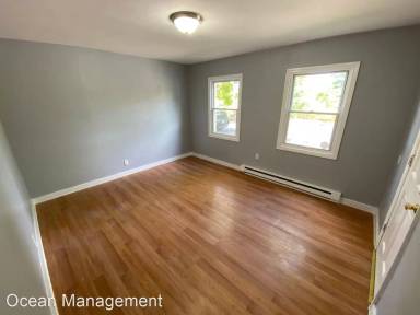 Main picture of 206 Munson St