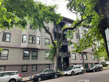 Main picture of 1812 NW Flanders St