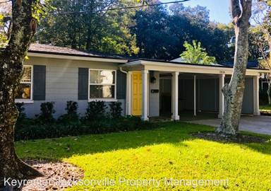 Main picture of 2836 Ernest St