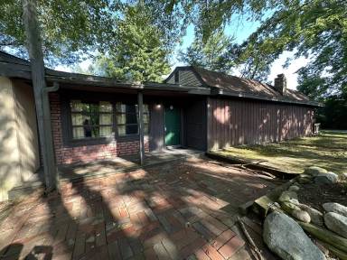 Main picture of 626 E Curry Dr