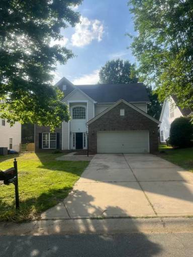 Main picture of 16017 Woodcote Dr