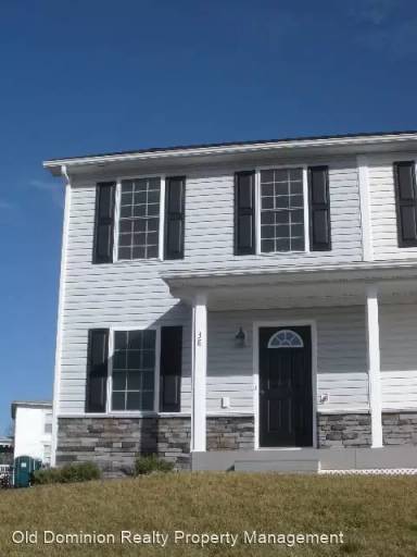 Main picture of 22 Emerson Ln