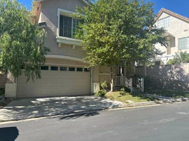 Main picture of 27139 Manor Cir