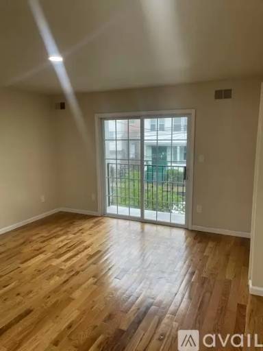 Main picture of 70 Norwood St