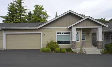 Main picture of 342 E Maple St