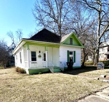 Main picture of 2029 Columbus St