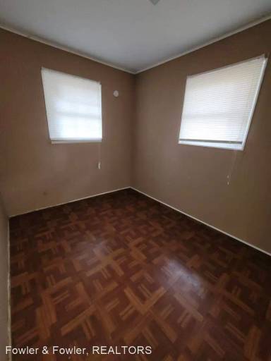 Main picture of 2631 Uwharrie Rd