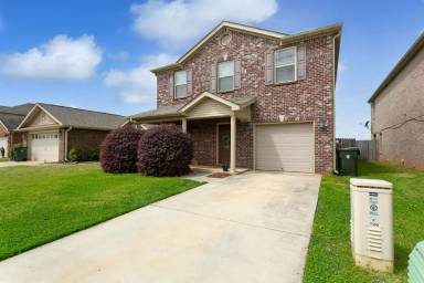 Main picture of 122 Pitts Griffin Dr